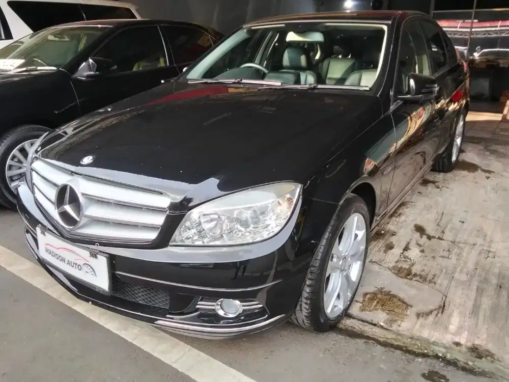 Mercedes Benz C 200 CGI 1.8 AT CKD