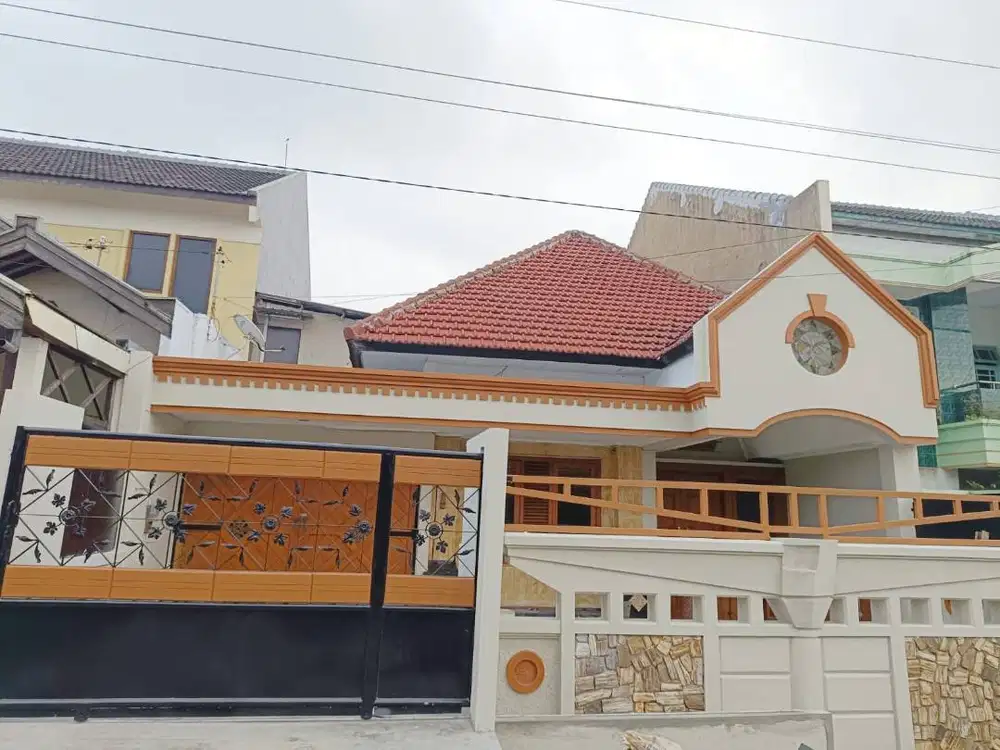 Jual Cepat Rumah Cantik Lokasi Strategis dan Bebas Banjir!!