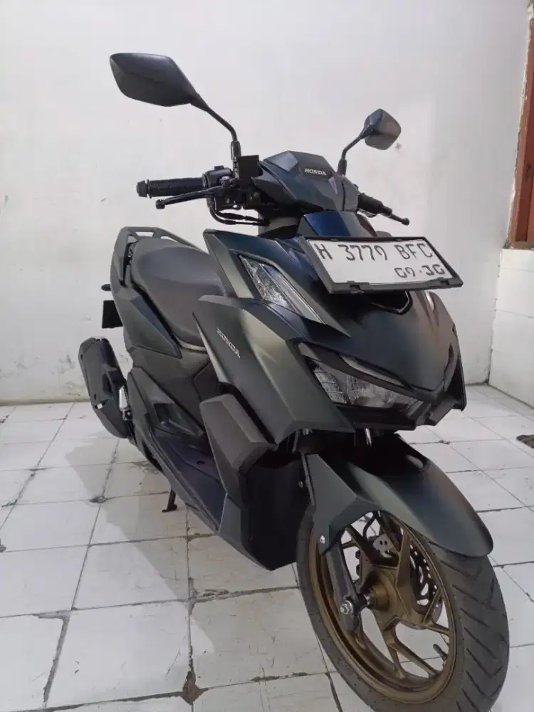 vario 160 thn 2025 hitam dop