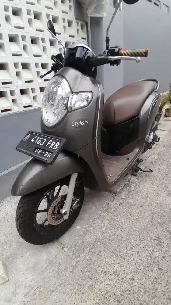 Bismillah jual honda scoopy thn 2018