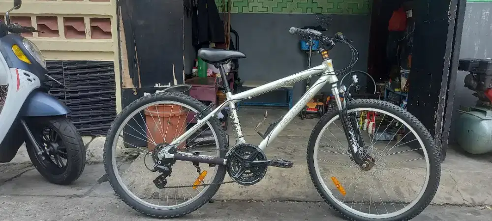 Jual sepeda mtb united miami xc73 ban 26