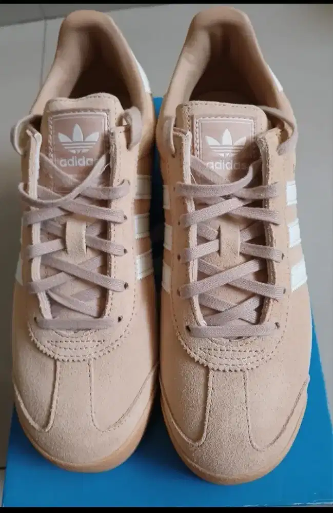 Sepatu Pria/wanita ADIDAS baru blm pernah dipake