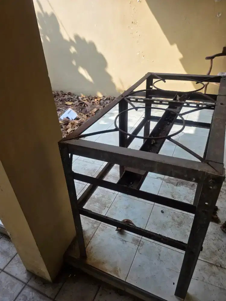 Meja besi utk warung makan