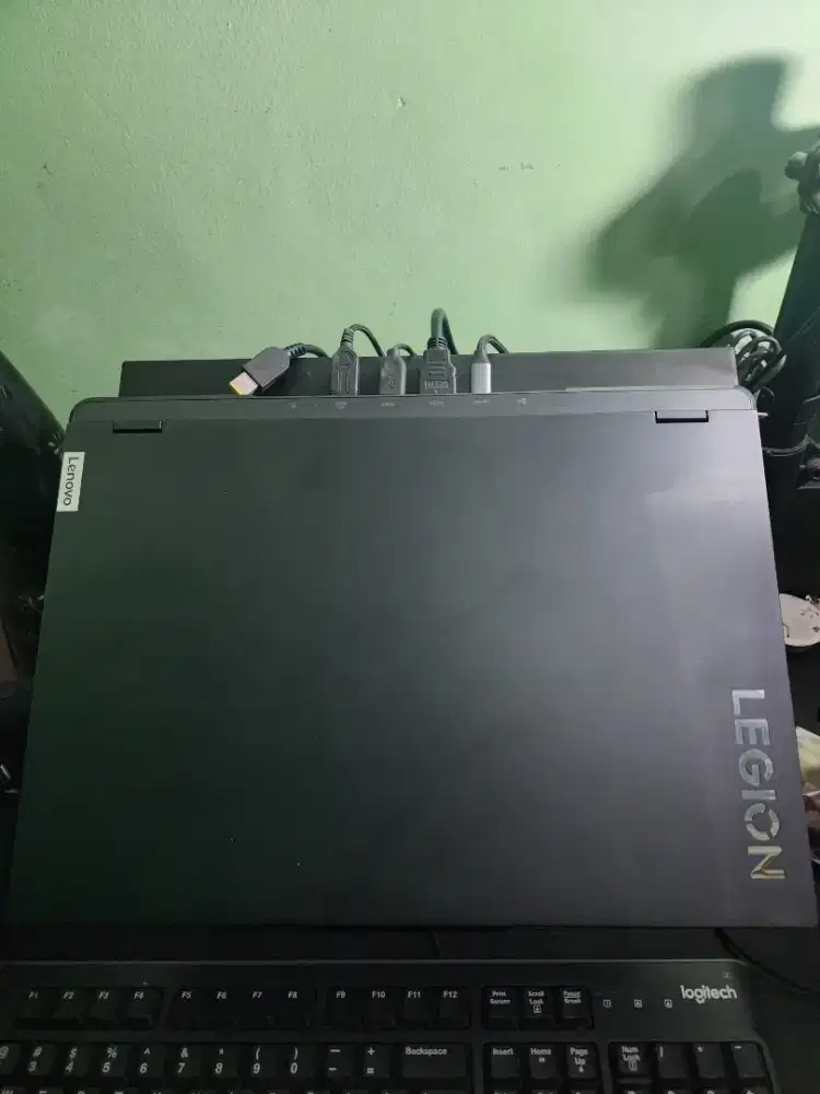 Lenovo Legion pro5 ryzen 7 4060 ( minus layar )