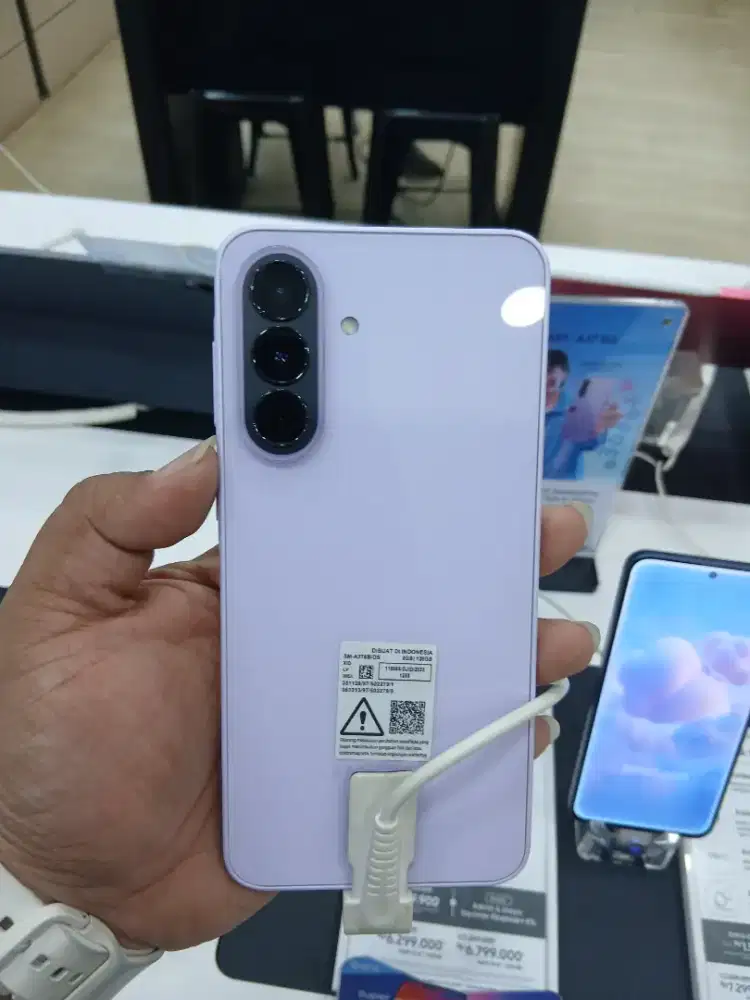 Samsung A57 8/256