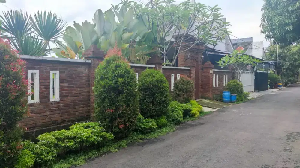 RUMAH CANTIK VILLA KRISTA BANYUMANIK