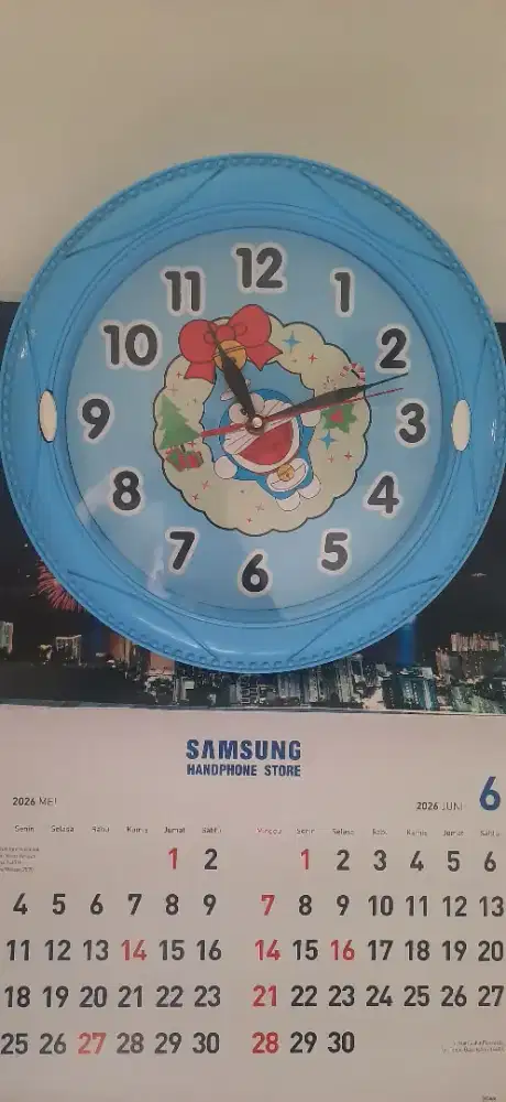 Jam Dinding Doraemon 30 cm