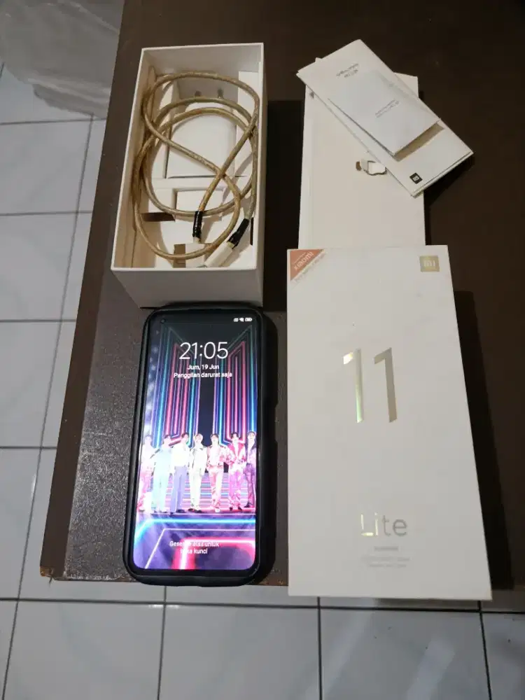 Xiomi not 8/128GB