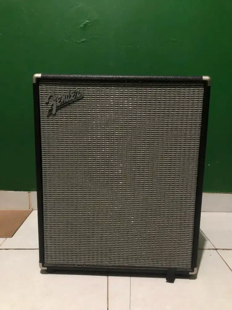 Amplifier Bass FENDER RUMBLE 200 V3
