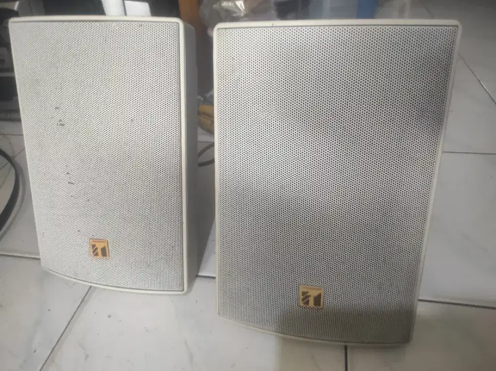 Speaker TOA type ZS 1030 W  8 inch semua masih ok