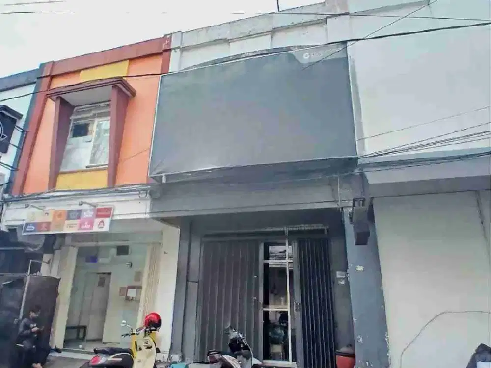 Ruko di Kawasan Ramai Soekarno Hatta Parkir Central