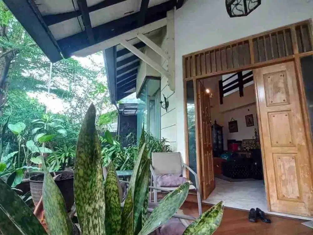 Rumah Cantik Siap Huni Dalam Komplek Exclusive Di Lebak Bulus