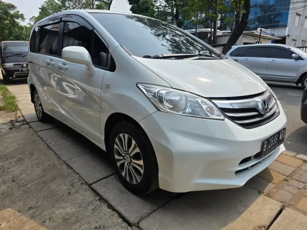 Honda Freed at matic 2012 Bensin