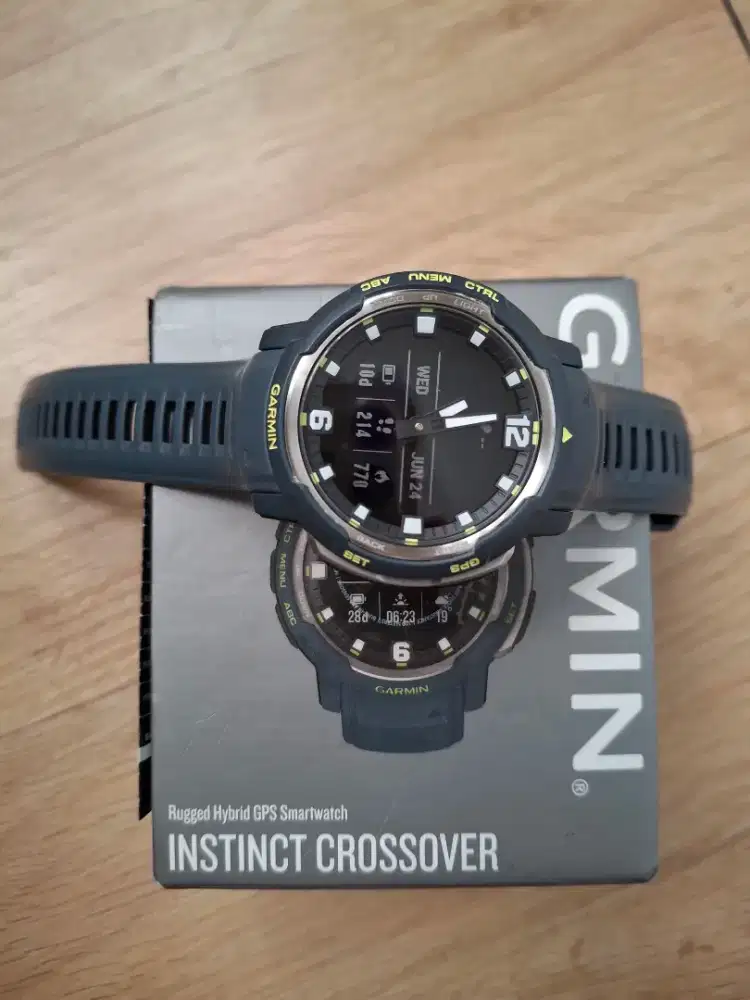Garmin Instinct Crossover. Super Mulusss. Dijual Cepat