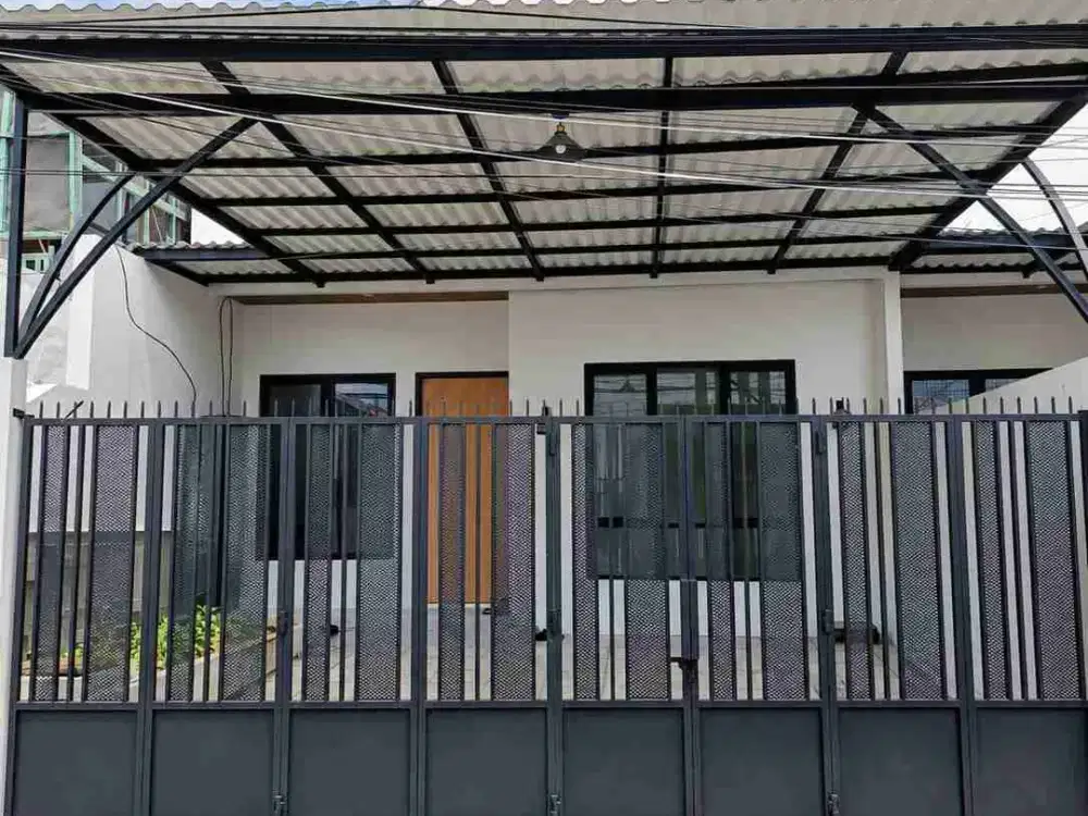 Rumah Lebak Arum bonus canopi