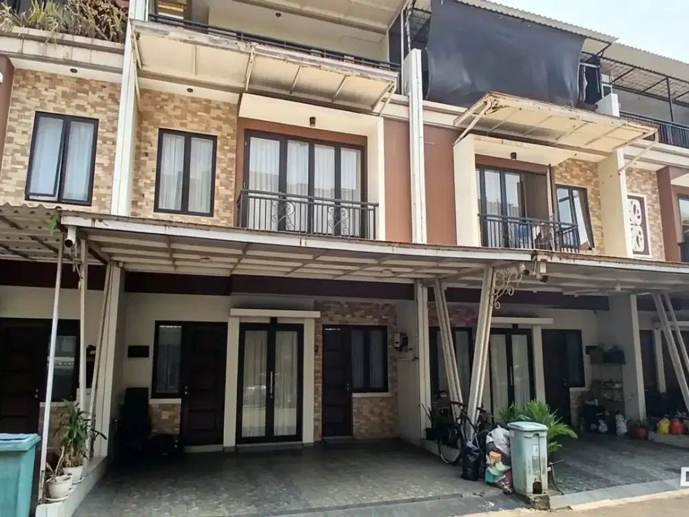 Di jual rumah furnished 3 tingkat di bekasi dibawah 2 milyar