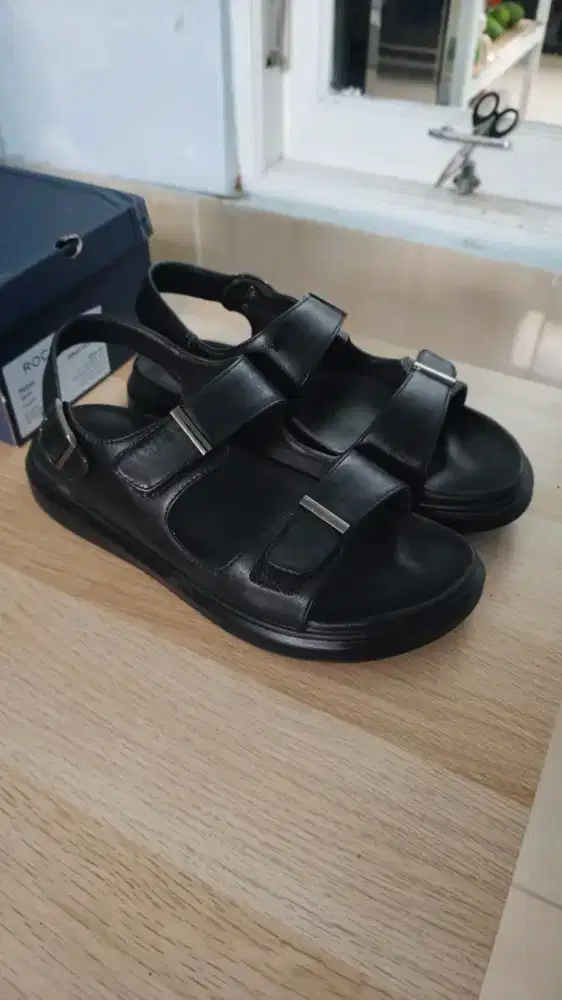 Sepatu Sandal Slip On Kulit Cowok Rockport Hitam Size 45 29cm