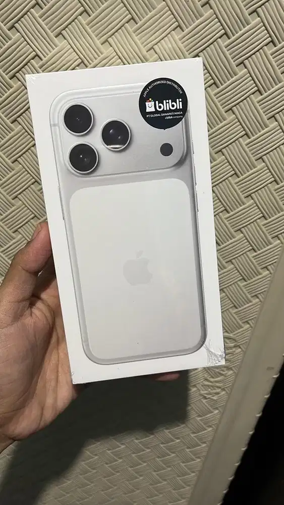 IPHONE 17 PRO MAX 256GB SILVER NEW SEGEL RESMI
