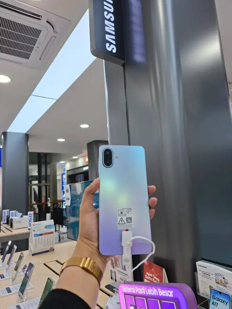 SAMSUNG A07 5G 6/128 GARANSI RESMI. !!