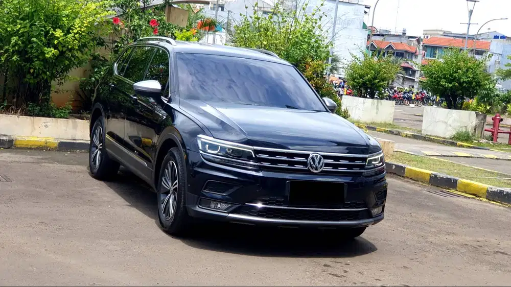 [ KM LOW ] Volkswagen VW Tiguan Allspace 1.4 TSI AT Hitam 2019/2020