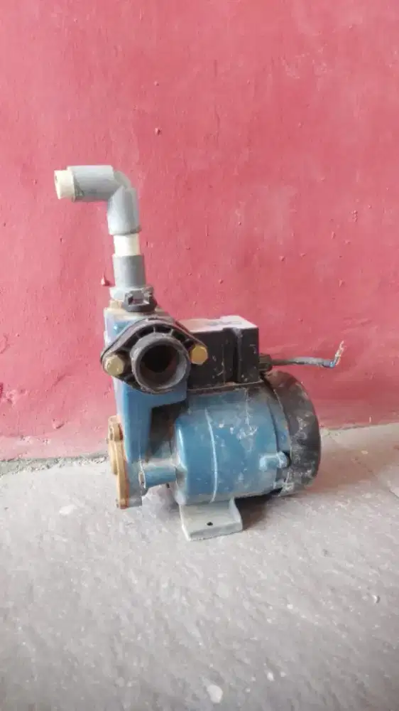 Mesin pompa air