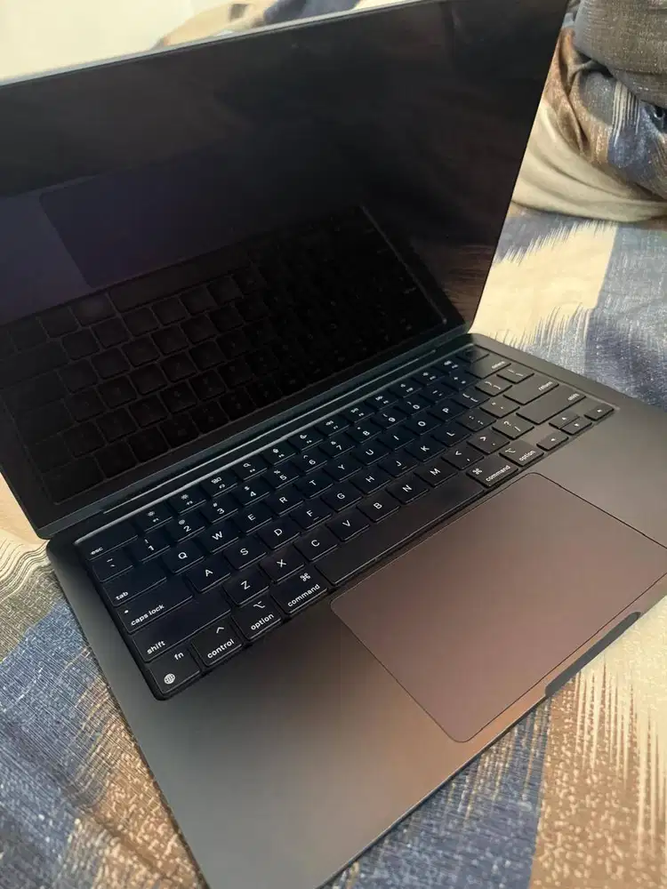 Macbook Air M2 8/256 Midnight Blue Second
