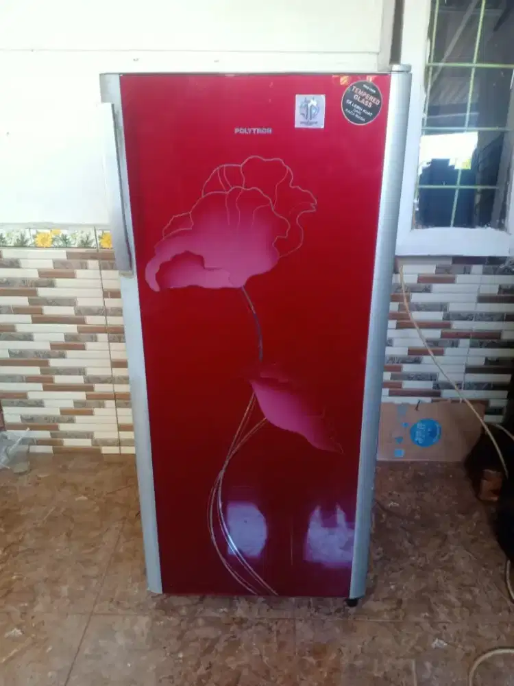 kulkas 1 pintu Polytron