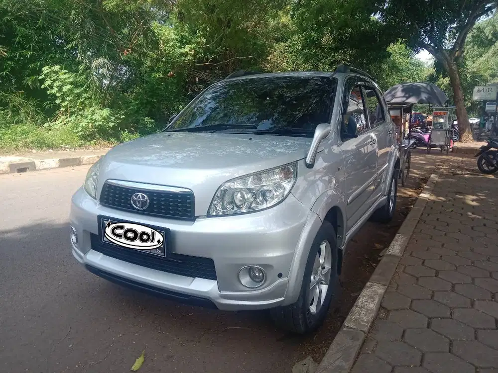 Toyota Rush S Manual 2011