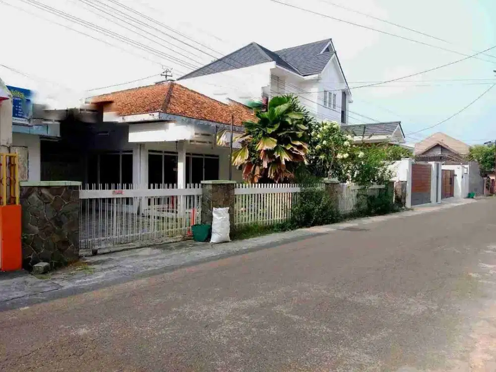 Rumah Hitung Tanah Murah Dekat Flyover Manahan
