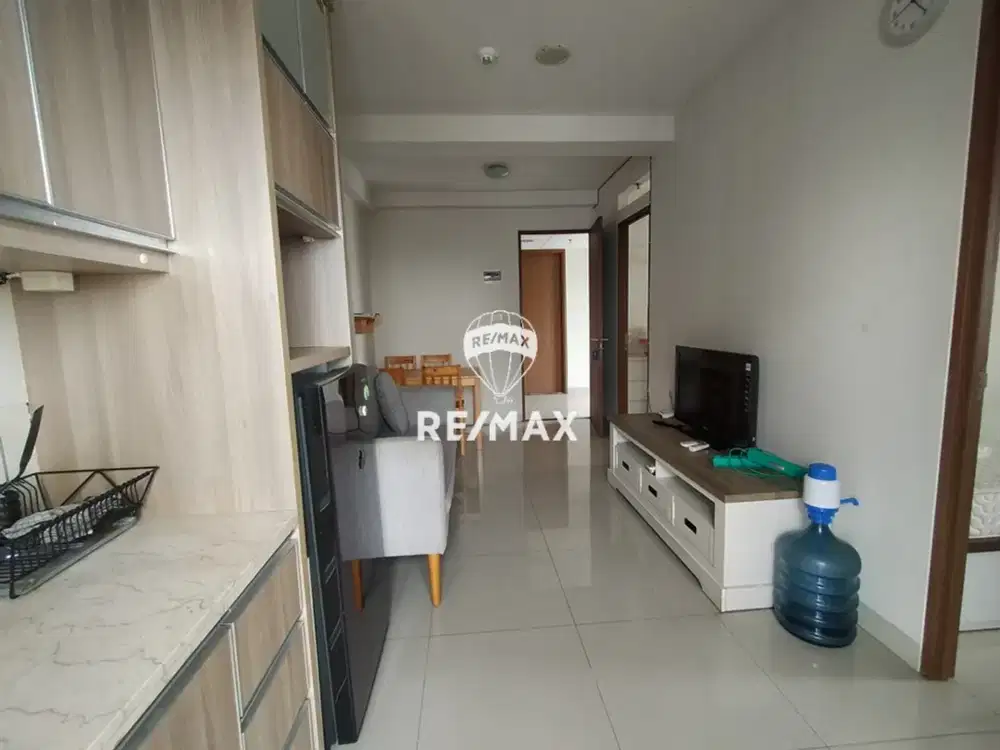Dijual 2BR Oak Tower B Lantai 17 – View Kolam Renang, Full Furnish, AJB Ready, Siap KPA