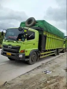 Hino fg235 jp 2018 bak mati/besi