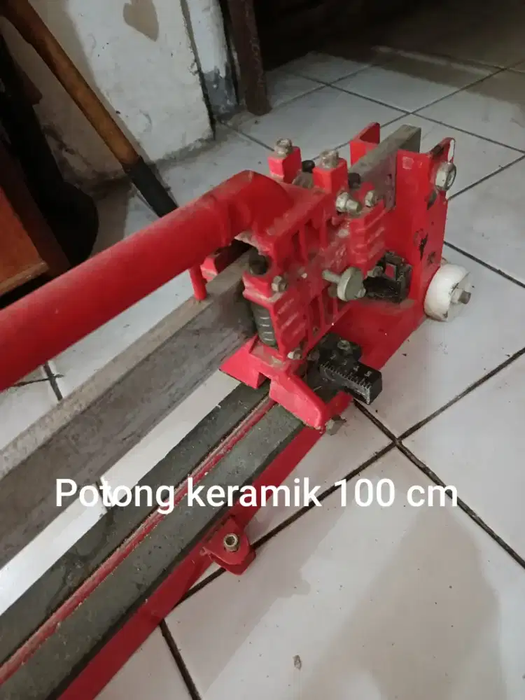 Potong keramik 100 cm dan 60 cm