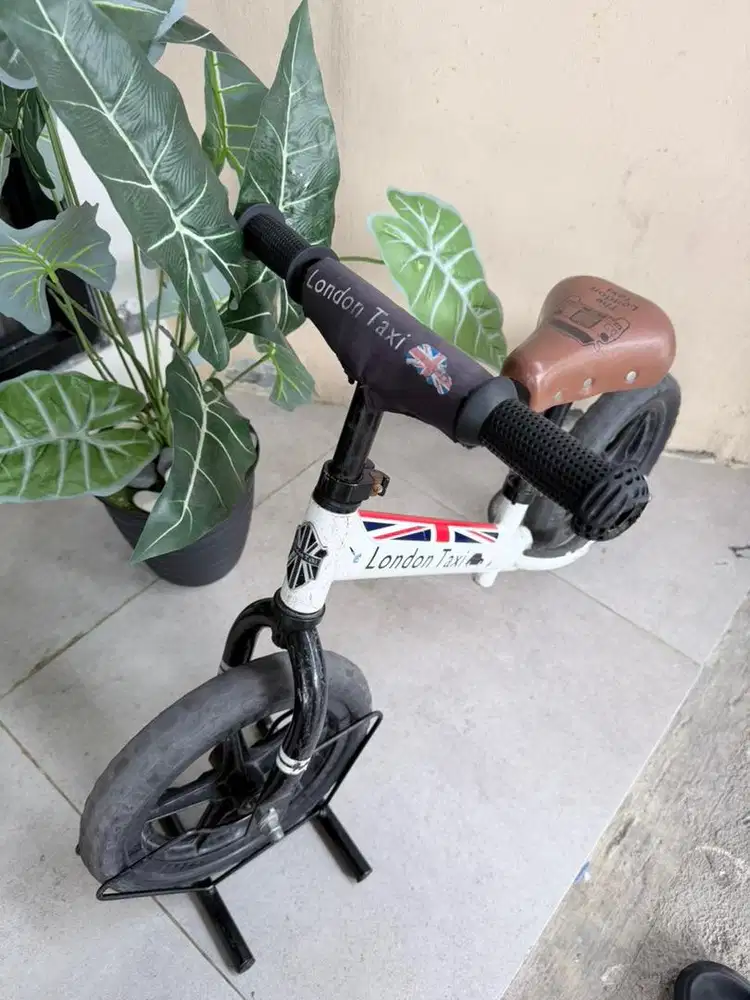 LONDON TAXY - Balance Bike Original