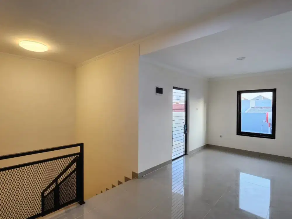 Dijual Rumah Baru 3 Lantai di Kelapa Nias Kelapa Gading
