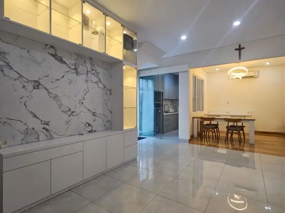 Disewakan Rumah Hoek Full Furnish Siap Huni di Lavon 2 Cikupa