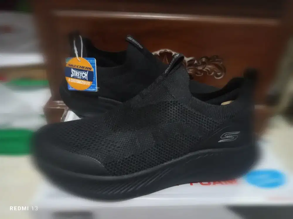 Sepatu Skechers Pria original