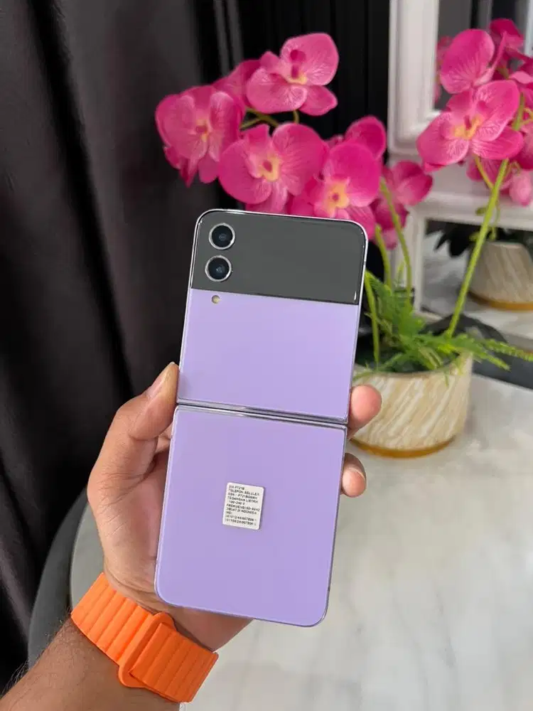Samsung Z flip 4 5G 8/256gb Fullset