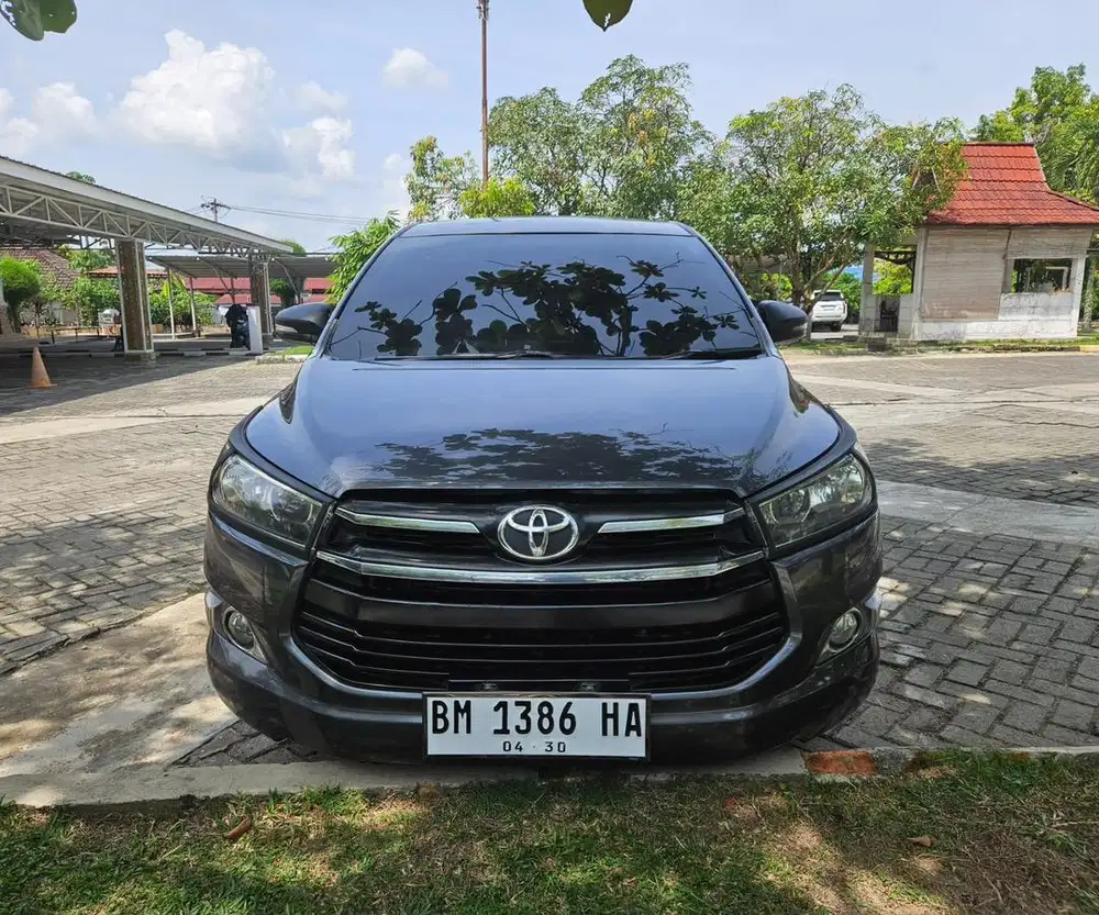 Dijual toyota kijang innova solar manual