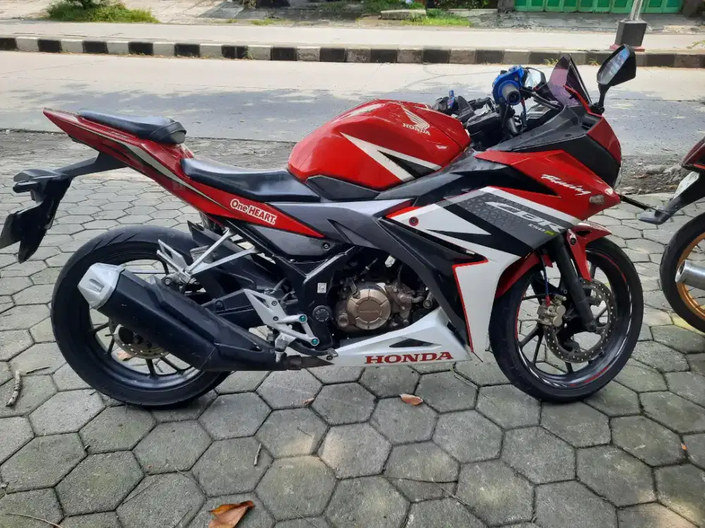Cbr 150r tahun 2017 Facelift