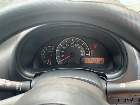 Nissan March 2010 Bensin