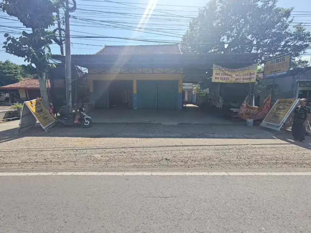 Dijual tanah dan bangunan lokasi jl raya ponorogo trenggalek
