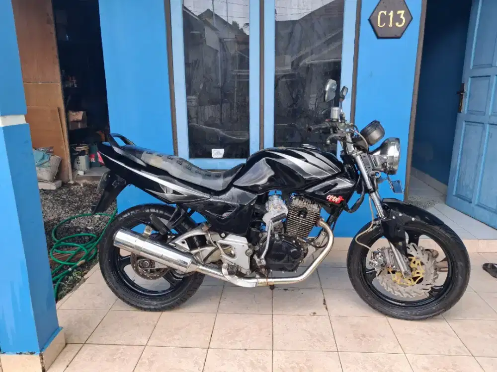 Tiger 2000 tahun 1996