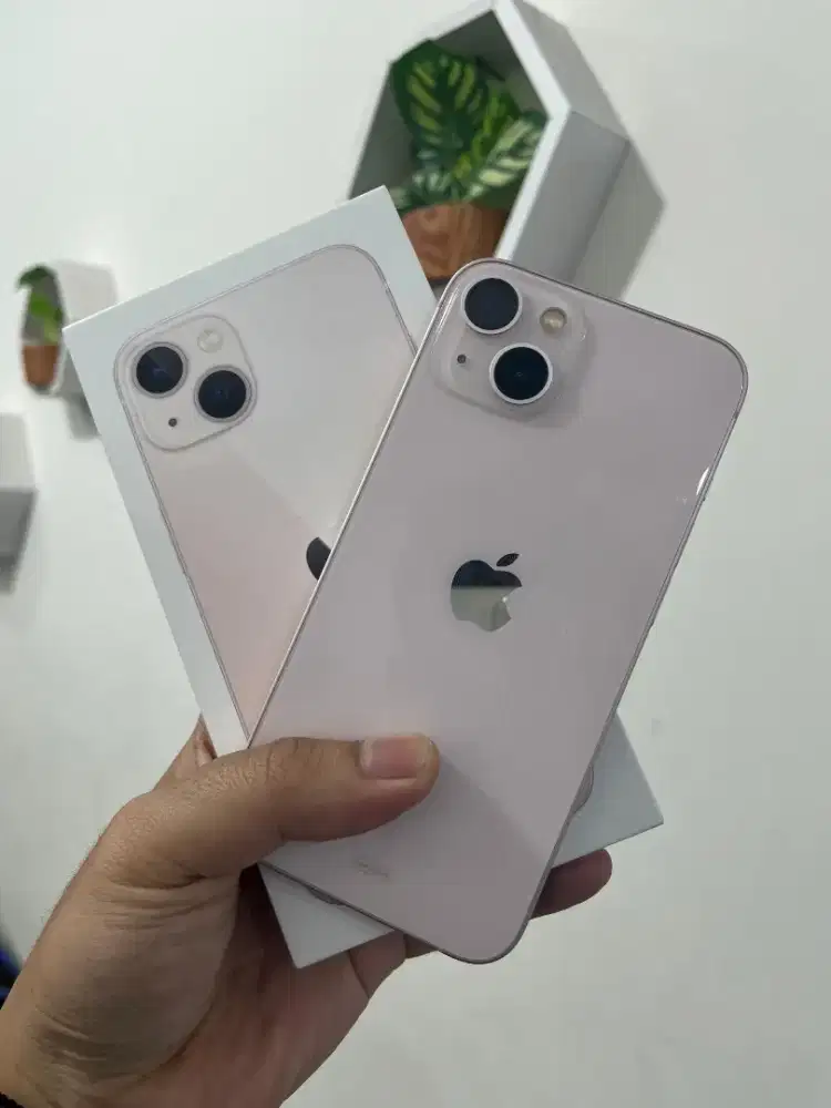 Iphone 13 pink 128 GB PA/A ibox