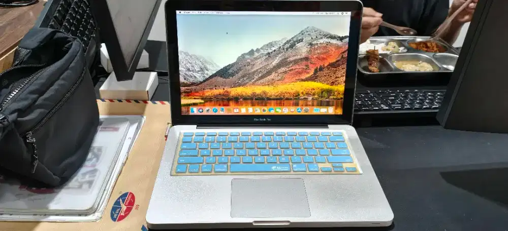 Macbook pro 2011 mulus Ram 16 hdd 512gb