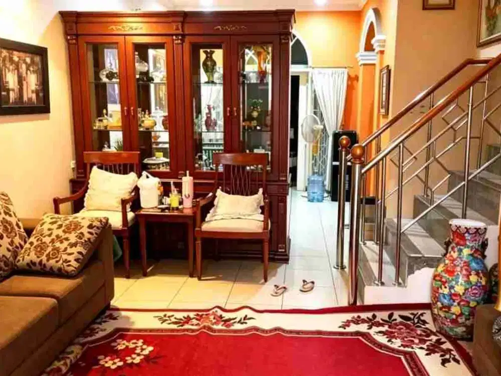 Dijjual rumah siap huni di Sayap Pasteur