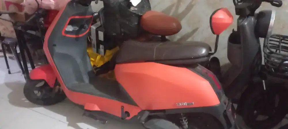 Sepeda listrik Uwinfly M70