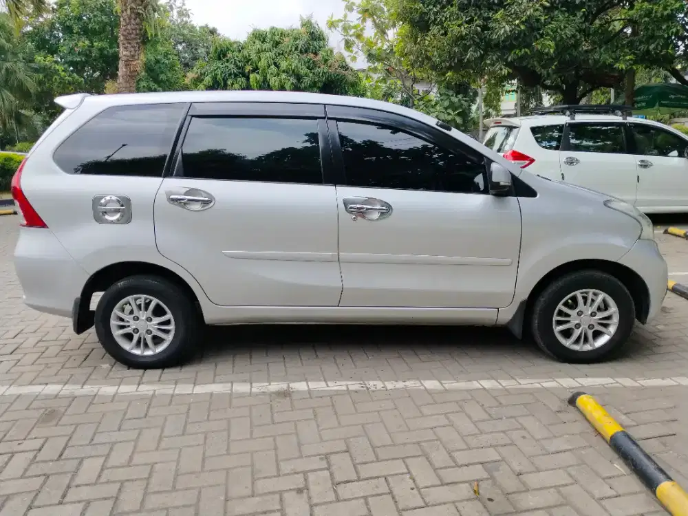 Xenia R mt antik 2013 low km ada harga ada rupa