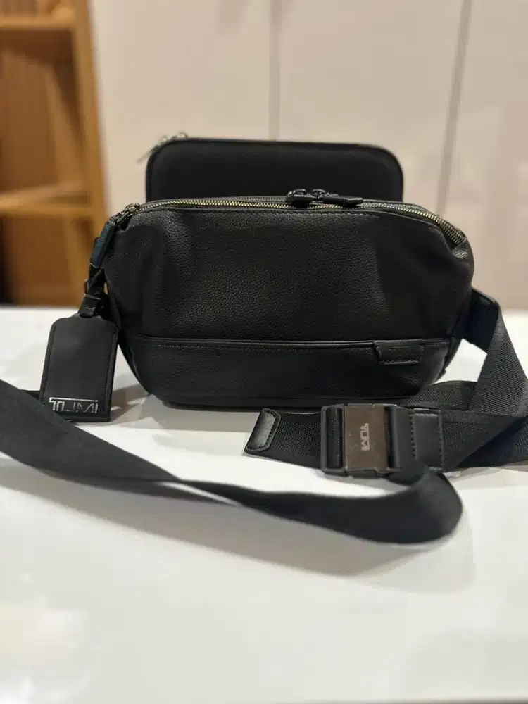 Tas Tumi masih bagus