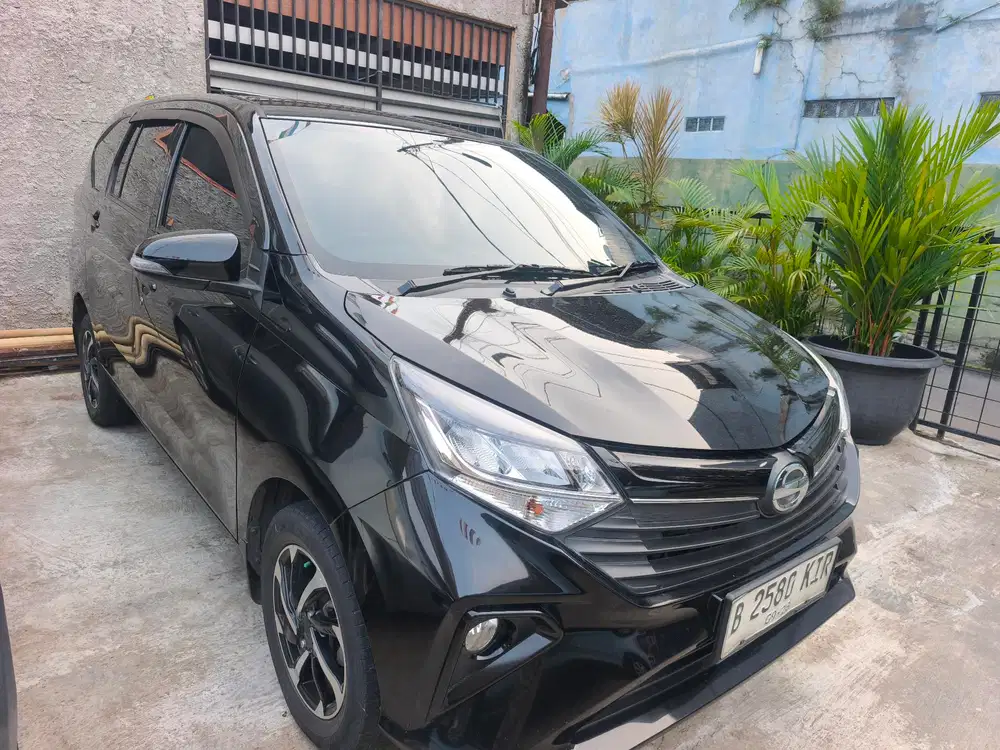 Sigra R 2023 Metik