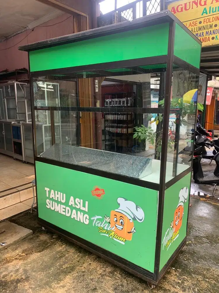 Etalase gerobak alumunium bekas tahu gorengan